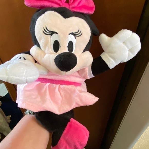 Disney Minnie Mouse Hand Puppet NWOT - Picture 3 of 3